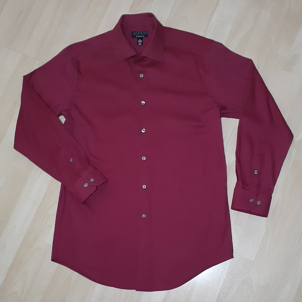 ⚡️SOLD⚡️- Alfani Athletic Fit Dress Shirt - Red - Medium
